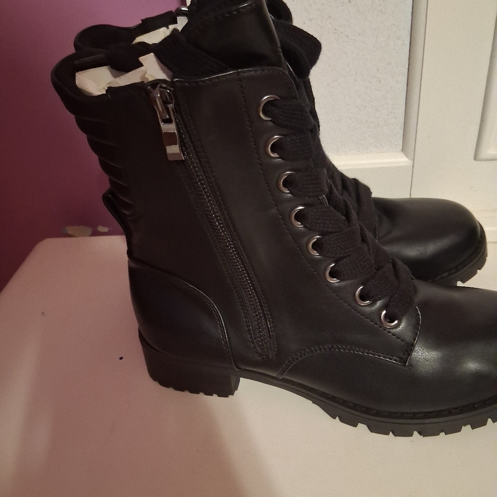 Hinge Black Combat Boots - Picture 3 of 6